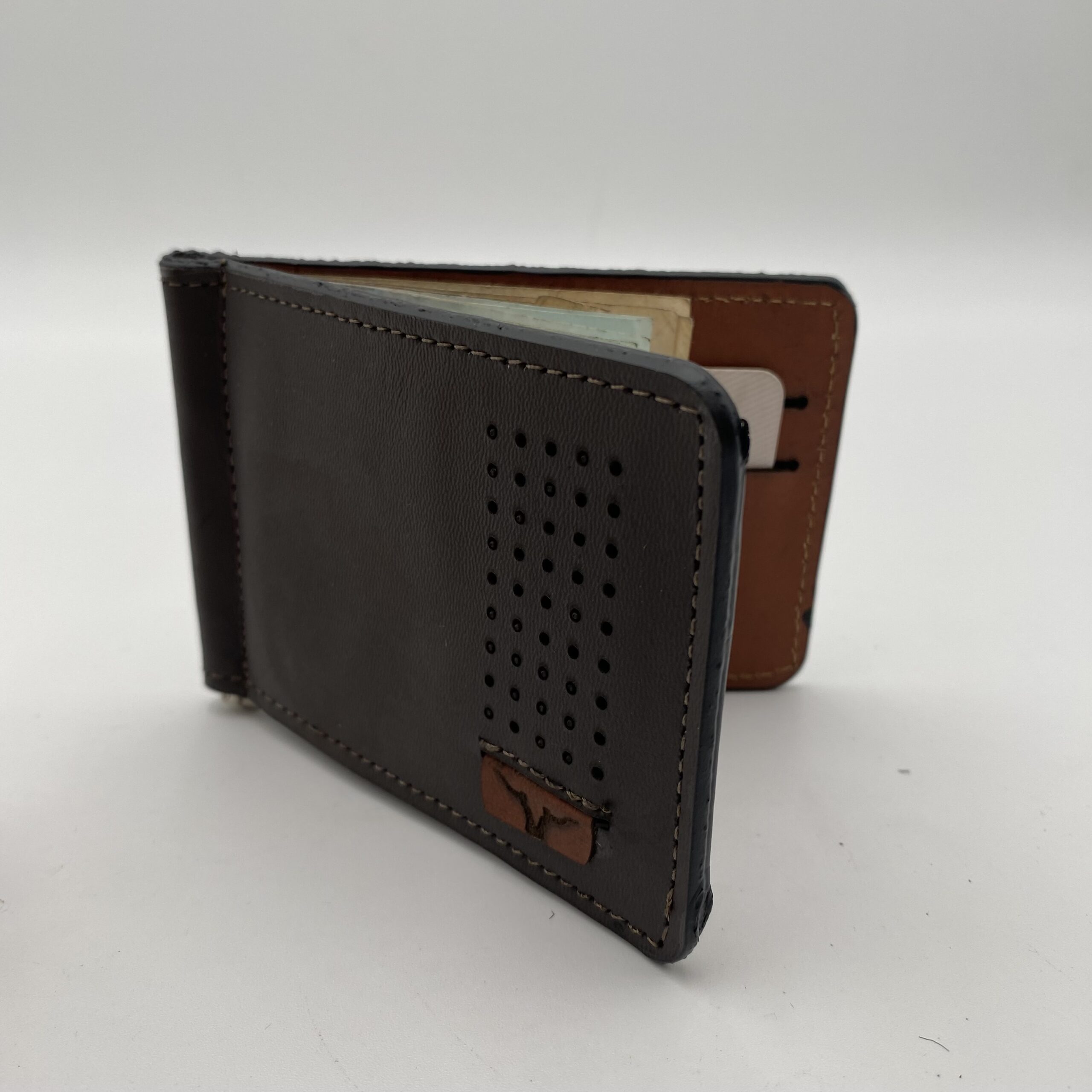 PISA BILLETES CUERO GUACA 858